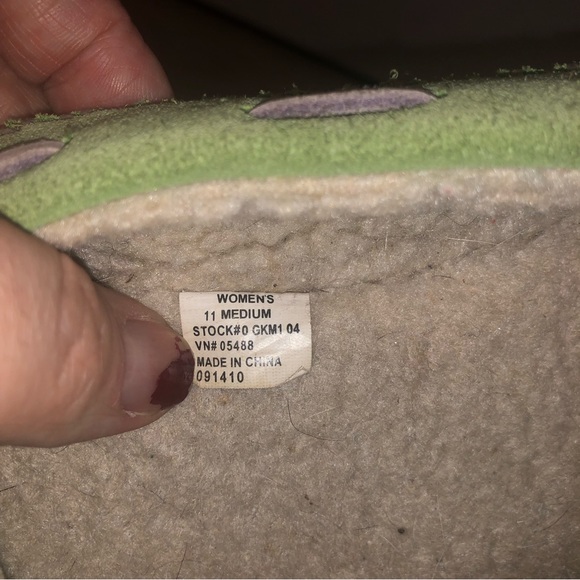 Ll Bean ladies leather slippers size 11 - Picture 6 of 6